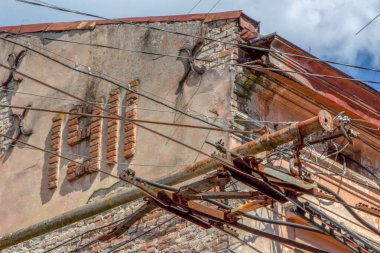 Eski tuğla ev 1911 'de inşa edildi.