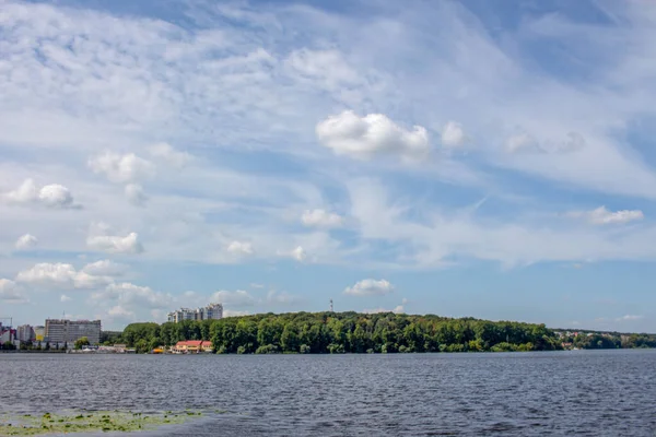 欧洲最大的人造环境和住宅区的全景 Ternopil 乌克兰 — 图库照片