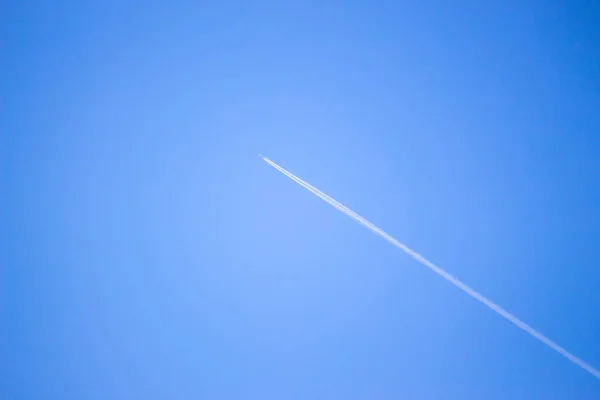 Aereo Nel Cielo Blu Settembre — Foto Stock