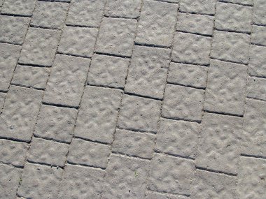 Kaldırımda ve kaldırımda arka plan ve dokular için renkli beton kaldırım