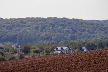 Eylül 'de kır evleri ve tarlaları