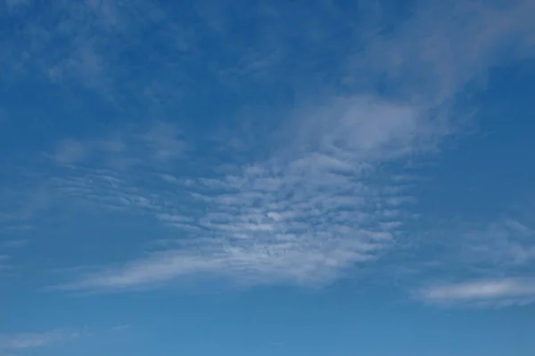 Красивое Небо Облака Августе — стоковое фото