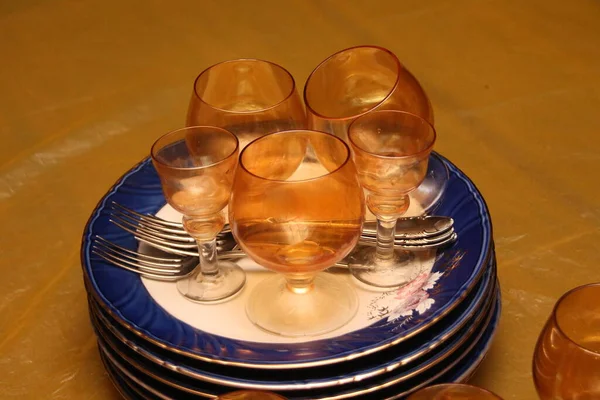 Glasses Plates Other Utensils Table — Stock Photo, Image