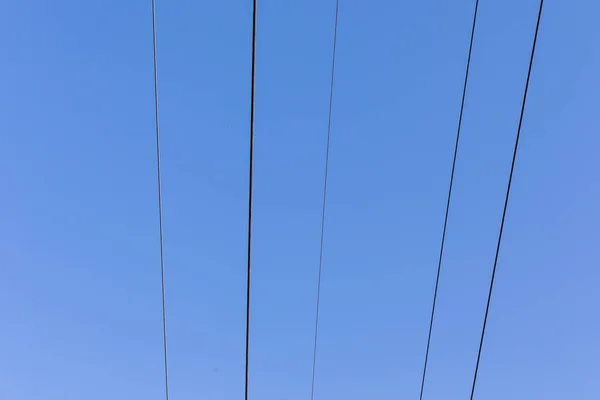 Linhas Energia Fundo Céu Azul — Fotografia de Stock