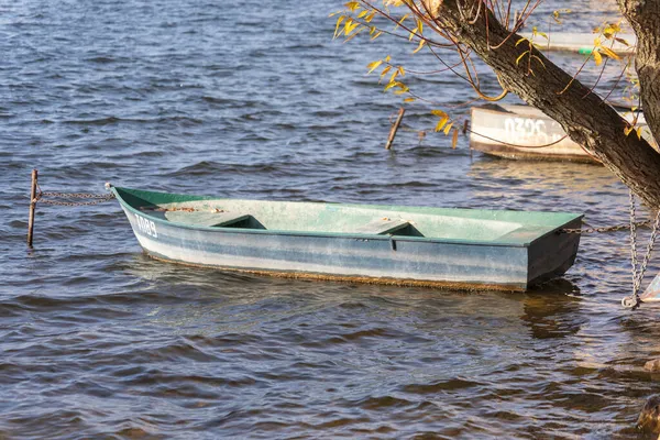 Kleines Holzboot Wasser Der Seebrücke — Stockfoto