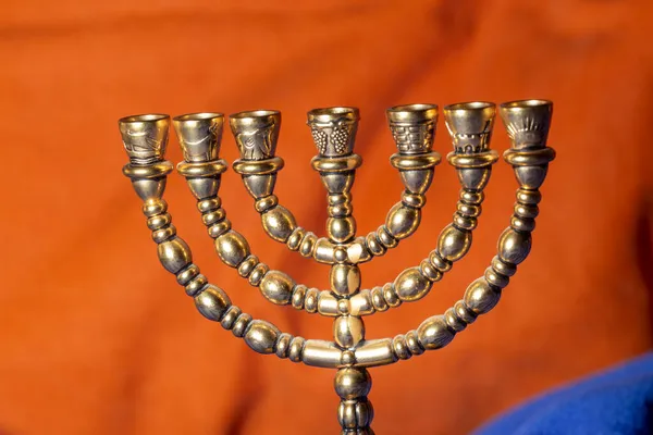 Еврейский Ритуальный Золотой Подсвечник Празднования Хануки Еврейского Нового Года Пасхи — стоковое фото