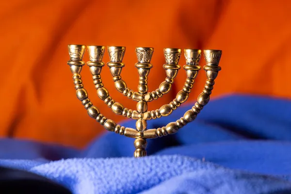 Ritual Judío Dorado Siete Candelabros Para Celebrar Hanukkah Año Nuevo —  Fotos de Stock