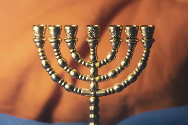 Єврейський Золотий Семисвічник Читання Тори Святого Письма — стокове фото