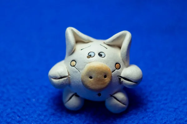 Sculpture Toy Pig Blue Background — Stock Photo, Image