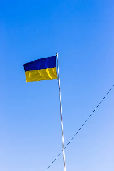 Желто Синий Флаг Украины Флагштоке — стоковое фото