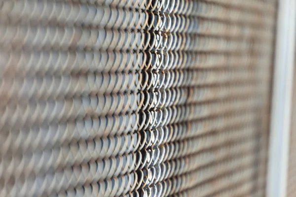 Textura Metal Embalado Malha Sintética Cerca Para Fundos — Fotografia de Stock