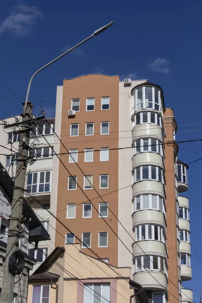 Fachada Nuevo Edificio Residencial Una Zona Residencial Ciudad — Foto de Stock