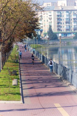 Ekim 'de yeni evleri olan yerleşim yerleri