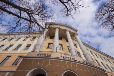Polonya spor salonu 1911 yılında inşa edildi.