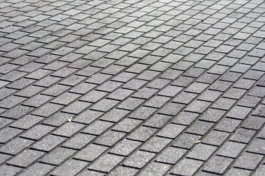 Güneşli bir günde arka planlar ve dokular için beton kaldırım