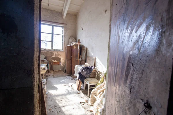 Velha Emergência Edifício Tijolos Abandonados — Fotografia de Stock