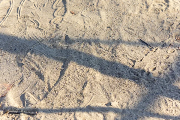 Empreintes Pas Sur Sable Jaune Dans Parc — Photo