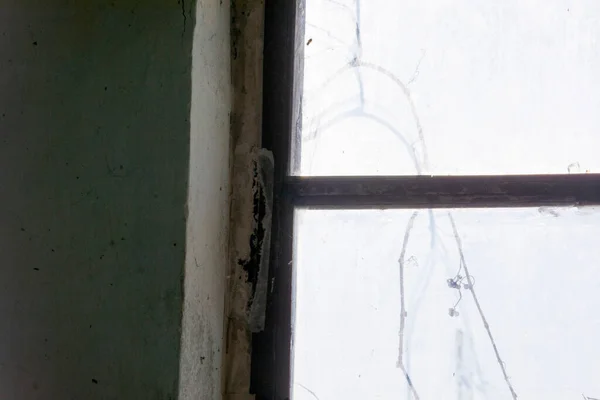 Old Emergency Broken Window Abandoned House — Stock Photo, Image