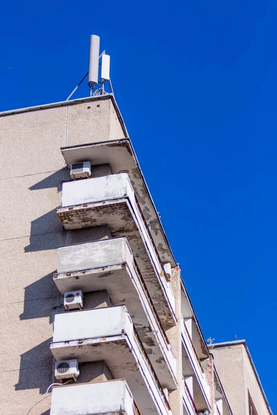 Gekleurde Gevel Van Een Woongebouw Stad — Stockfoto