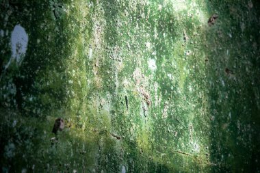 Eski bir duvarın dokusu ve terk edilmiş bir evde kumtaşı.