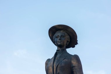 Opera ve şarkıcı Solomiya Krushelnytska anıtı