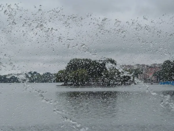 Fontänen Park Teich Wasser — Stockfoto