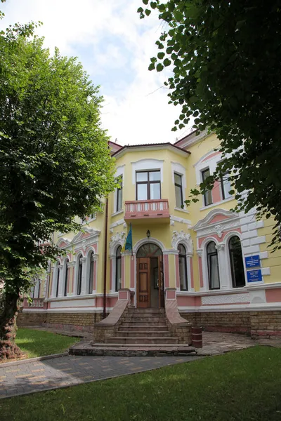 Фасад Дома Украине Галиции Летом — стоковое фото