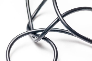 Kişisel bilgisayar için siyah karmaşık kablo