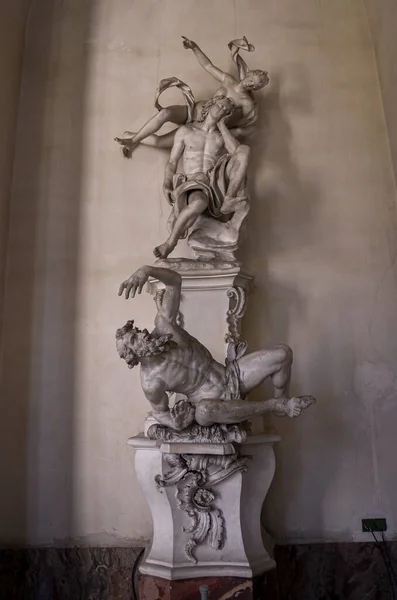 Старая статуя в историческом здании ЮНЕСКО в Германии — стоковое фото