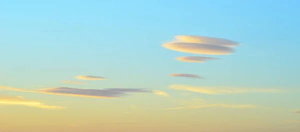 Lentikular Wolken Himmel Der Abenddämmerung Banner — Stockfoto