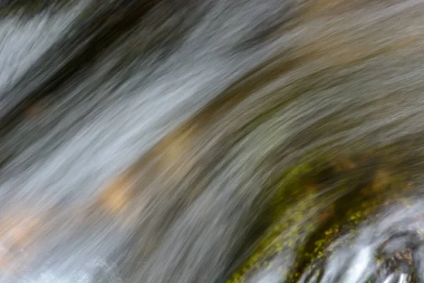 Färskvatten Från Vattenfall Fjällbäck Vosges Frankrike — Stockfoto