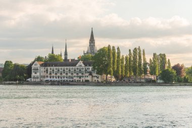 Eski Constance kasabasının katedralli manzarası. Constance, Baden-Wurttemberg, Almanya.
