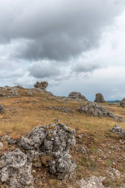 Rocce Dalla Forma Strana Nel Caos Nimes Vieux Nel Parco — Foto Stock