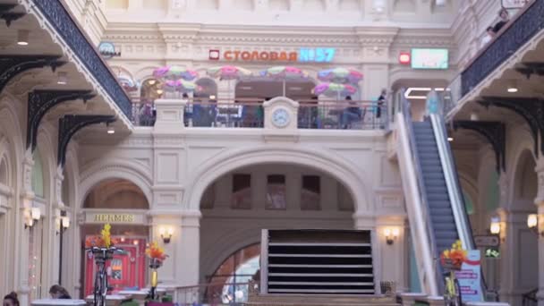 Suddig Inuti Berömda Utsikt Över Shoppinggallerier Gum Varuhus Moskva Inför — Stockvideo