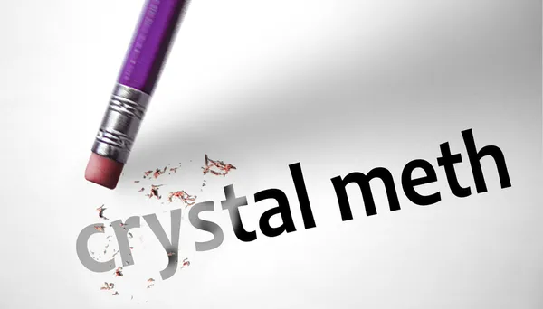 Gomma cancellando la parola Crystal Meth — Foto Stock