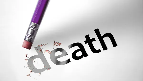 Eraser deleting the word Death — Stock Photo, Image