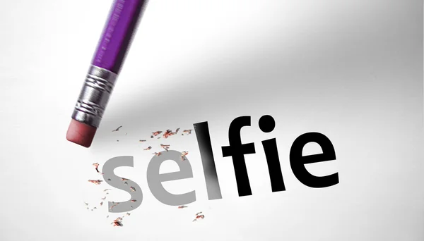 Eraser deleting the word Selfie — Stock Photo, Image