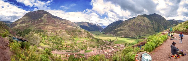 Urubamba, peru - december 09: panoramautsikt över urubamba Inkafolkets Heliga dal, december 09, 2011 i urubamba, cusco, peru. — Stockfoto