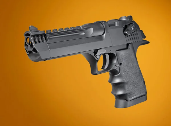 Große Halb Automatische Pistole Die Auf Orangefarbenem Hintergrund Auf Den — Stockfoto