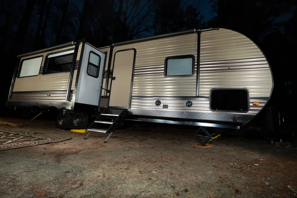 Longo Trailer Acampamento Noite Perto Jordan Lake Carolina Norte — Fotografia de Stock