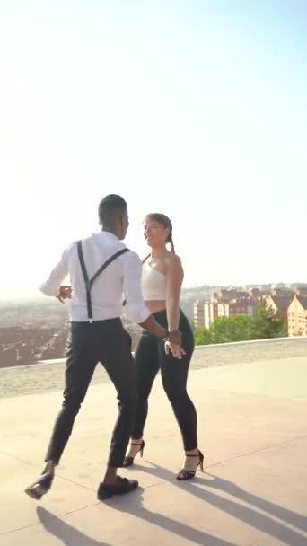 Full Body Dancers Doing Bachata Moves Street Attractive African American — Vídeos de Stock