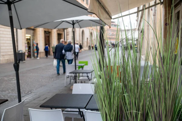 Terni, İtalya 29 Eylül 2021: Terni corso cornelio tacito pizzacıdan görüldü