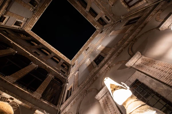Terni Italy Okoctober 2021 Interior Atrium Kota Terni Pada Malam — Stok Foto