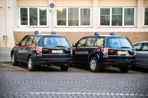 Terni Włochy Październik 2021 Dwa Zaparkowane Samochody Carabinieri — Zdjęcie stockowe