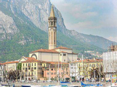 Lecco, İtalya 15 Kasım 2018: Lecco 'daki San Nicolo Bazilikası