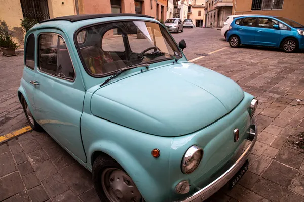 Terni Italie November 2021 Fiat 500 Vintage Auto Lichtblauwe Kleur — Stockfoto