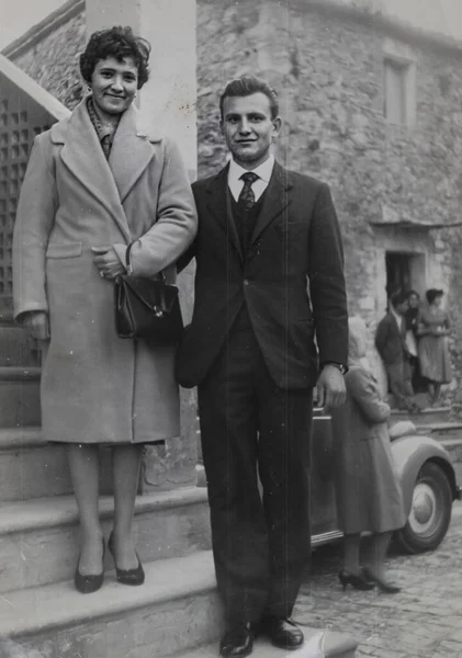 Terni Itália Outubro 1960 Retrato Namorados Posando Anos — Fotografia de Stock