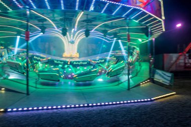 Terni, İtalya 17 Aralık 2021: Eğlence amaçlı eğlence fuarı