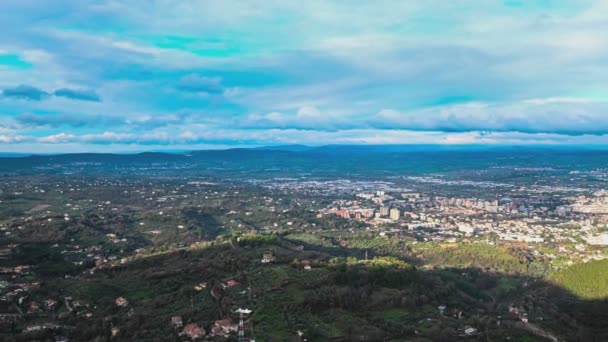 Terni Landschaft von den Hügeln rund um die Stadt — Stockvideo