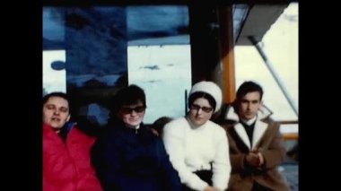 Cogne, İtalya, 20 Aralık 1960: Alplerde Cogne vadisinde restoranı olan Gran Paradiso kulübesi.